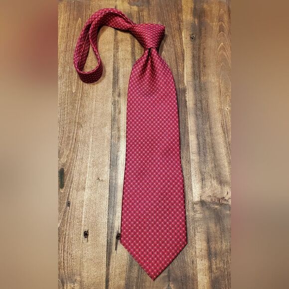 Nautica Executive Level Men's Red Pin Dot Neck Tie - Picture 2 of 6